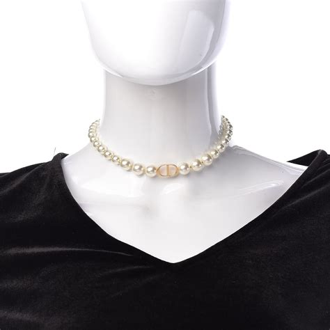 dior pearl necklace.|christian Dior pearl choker necklace.